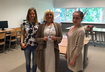 Pieredzes stāsts: no bērnības sapņa līdz praksei Latvijas modes zīmolā