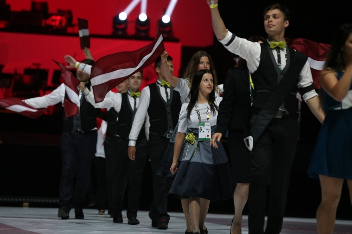 Latvijas jaunajiem profesionāļiem 4 ekselences medaļas konkursā WorldSkills