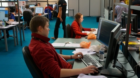 Ceturtdiena: cīņa trīs dienu garumā ir sākusies