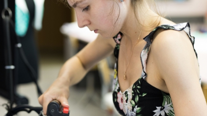 Apģērbu izgatavotājas noslēdz atlases kārtu maratonu