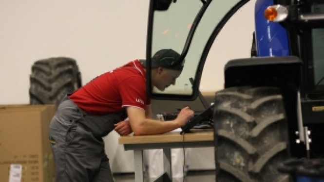 Lauksaimniecības tehniķa profesijā liela nozīme praktiskai darba pieredzei