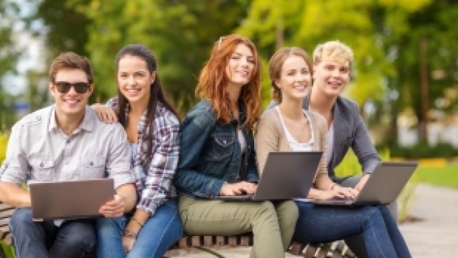 Iespēja pieteikties Virtuālajai vasaras skolai: radošā starpkultūru komunikācija