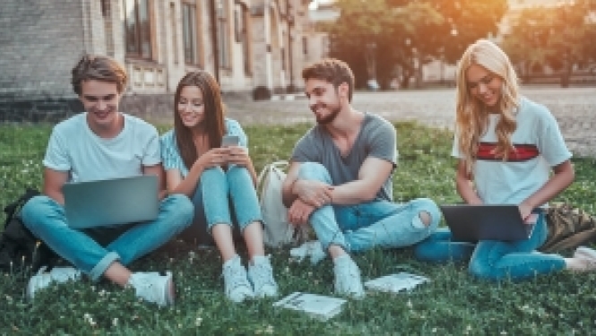 Slovēnijas biznesa skola DOBS rīko virtuālo vasaras skolu