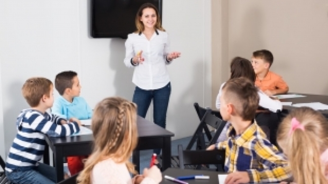 Pirmsskolas un sākumsskolas skolotāji var pieteikties mācību vizītei Bergenā