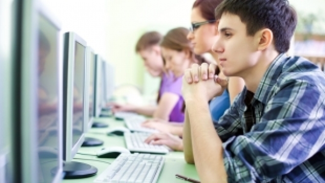 Jauniešu garantijas mācībām kopumā pieteikušies 12 000 jauniešu