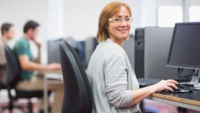 Profesionālās kompetences novērtēšana pieaugušo izglītības projektā pieejama visās profesijās