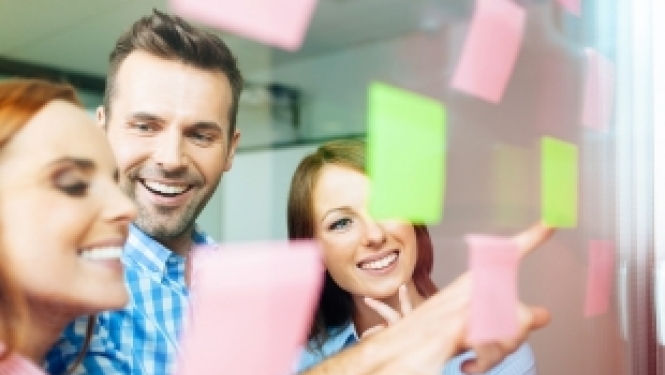 Izglītības iestādes var pieteikt mācības pieaugušajiem