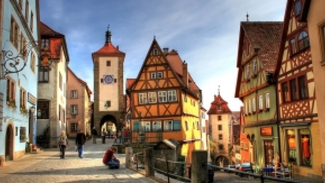 Iespēja pieteikties studiju un pētniecības stipendijām Vācijā