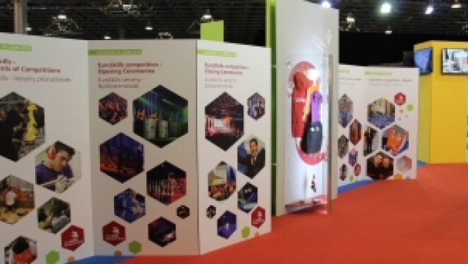 Izstāde Budapeštā atklāj EuroSkills desmitgades spilgtākos momentus