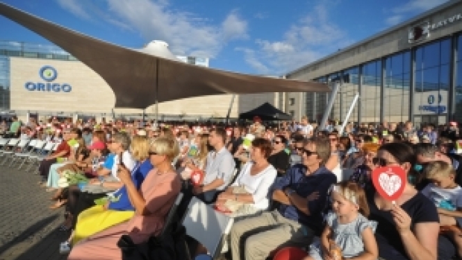 Jauno zinātnieku pētījumi un aizraujoši eksperimenti  Rīgas Centrālā dzelzceļa stacijā