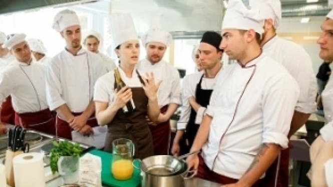 Jūnijā notiek profesionālās meistarklases Jauniešu garantijas izglītojamajiem