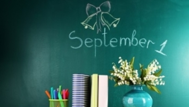 Atkal uz skolu: Eurydice publicē 2015./2016. mācību gada un akadēmiskā gada kalendārus