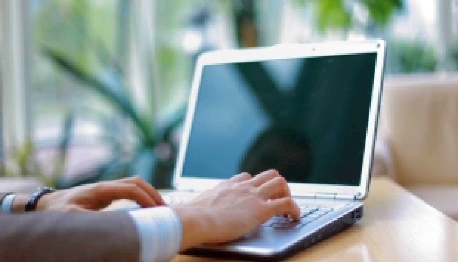 Pagarināta pieteikšanās kontaktsemināram par digitālo prasmju uzlabošanu izglītībā