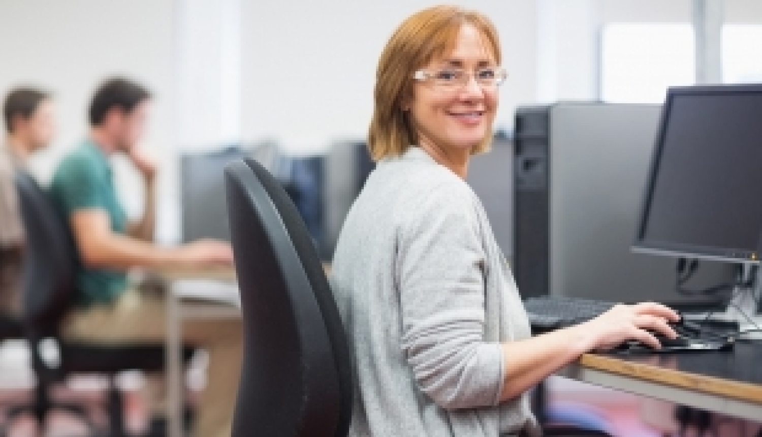 Profesionālās kompetences novērtēšana pieaugušo izglītības projektā pieejama visās profesijās