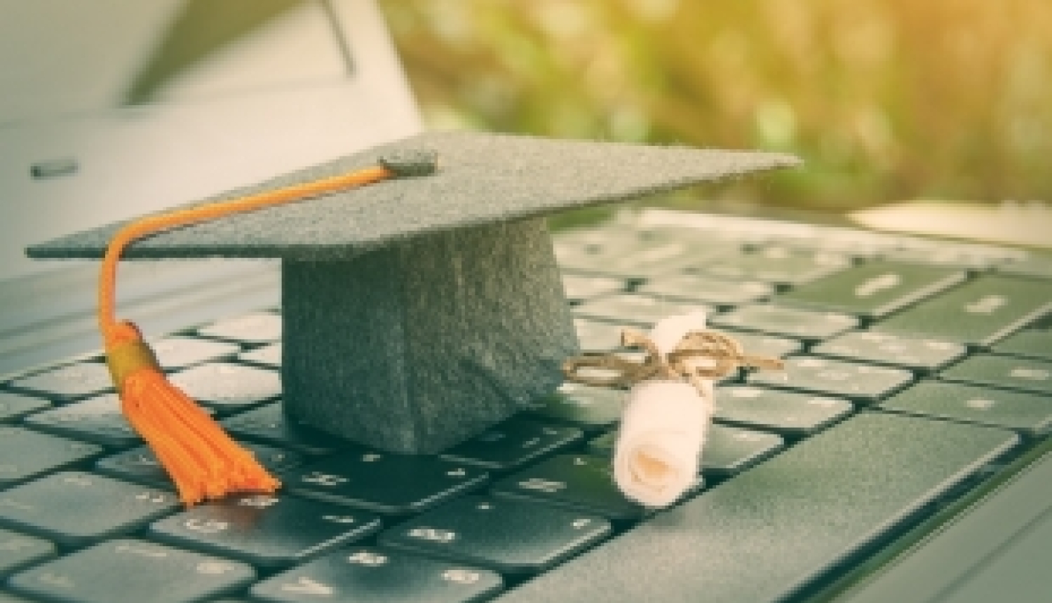 Augstskolas var pieteikties Erasmus+ augstākās izglītības hartai