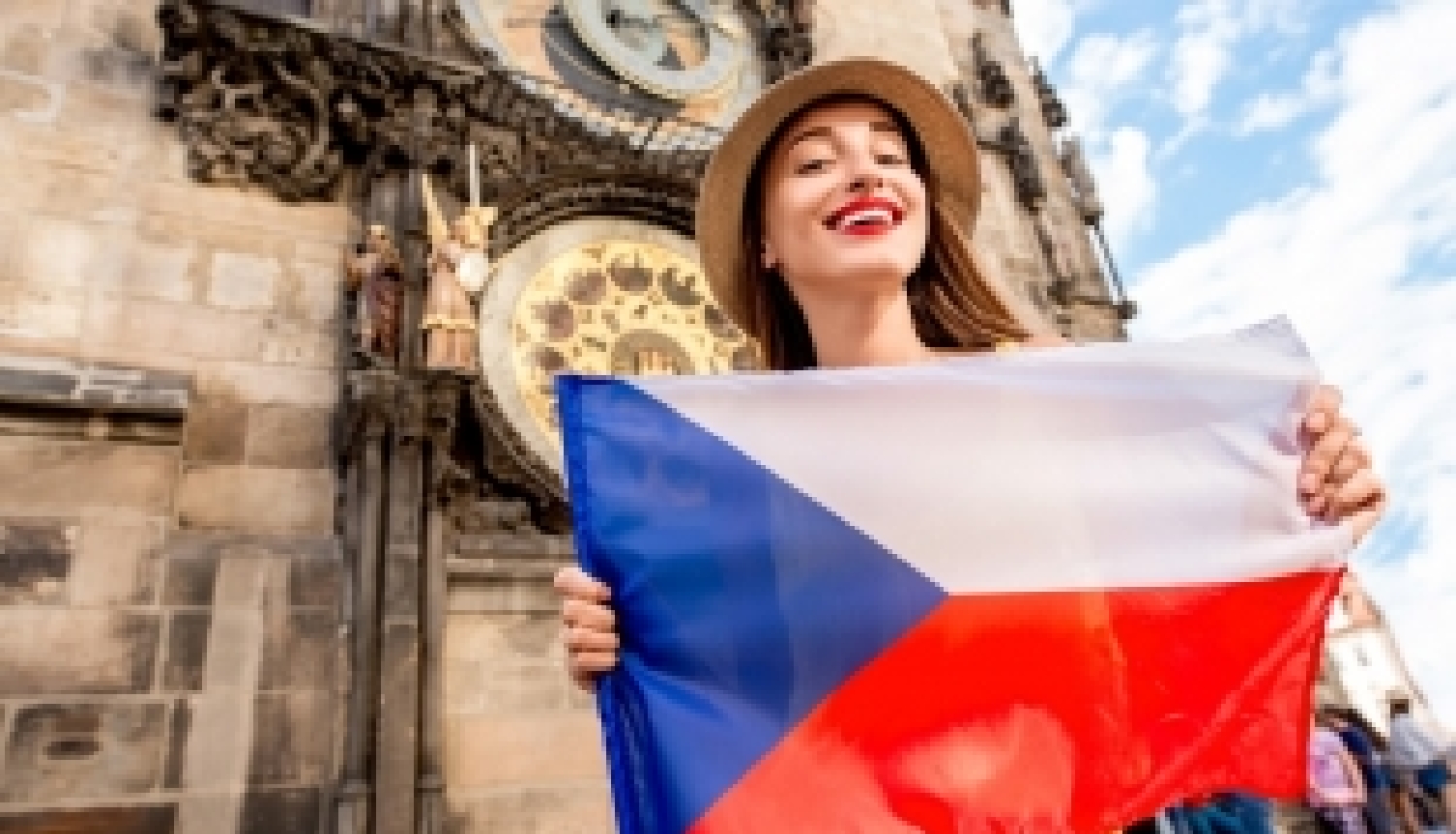 Iespēja pieteikties stipendijai studijām un pētniecībai Čehijā