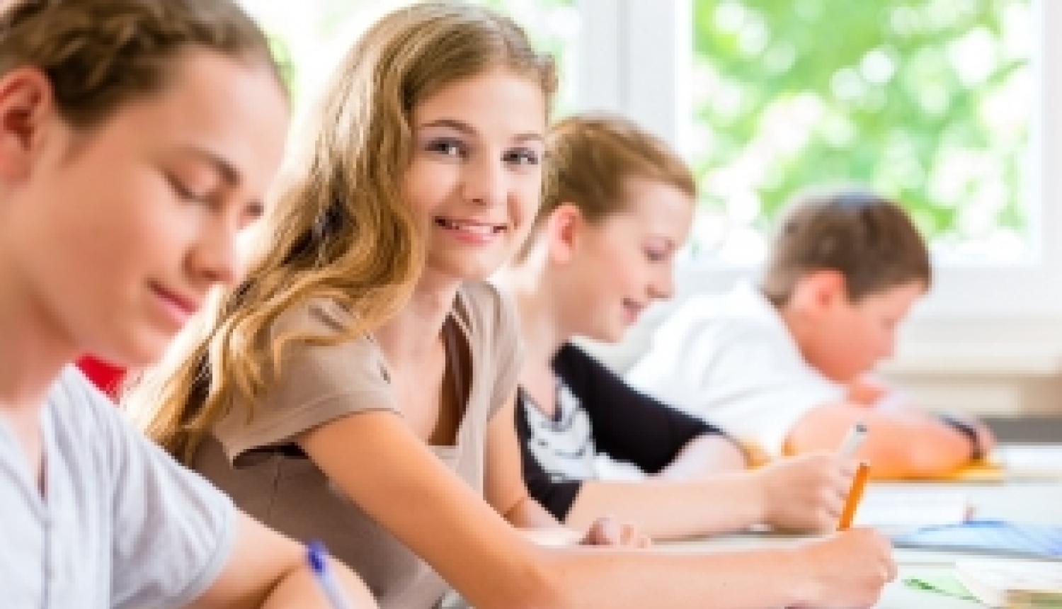 Jauniešiem būs lielākas iespējas izglītības iestādē saņemt karjeras konsultācijas