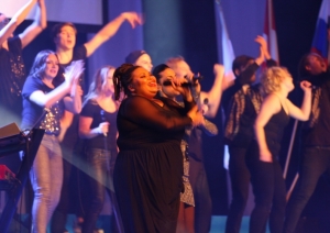 EuroSkills 2016 konkursa atklāšanas ceremonija ar Zviedrijas premjerministra uzrunu un pasākuma izklaidējošo programmu