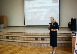 SkillsLatvia delegācija ciemojas Kazaņas 83. licejā