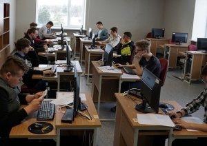 SkillsLatvia pusfināls "Datortīklu administrēšana" prasmju konkursā