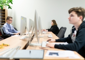 SkillsLatvia 2020 pusfināls prasmju konkursā "Datortīklu administrēšana" un "Grafikas dizains"