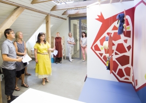 Skatlogu noformētājas atlases kārtā izveido skatlogu dizainu