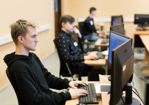 SkillsLatvia 2019 pusfināls "Web lapu dizains un izstrāde" prasmju konkursā