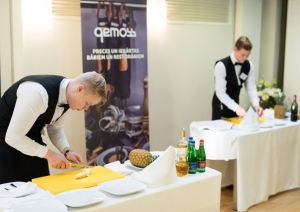 SkillsLatvia 2019 pusfināls "Restorānu serviss" prasmju konkursā