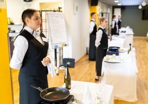 SkillsLatvia 2020 pusfināls "Restorānu serviss" un "Ēdienu gatavošana" prasmju konkursā
