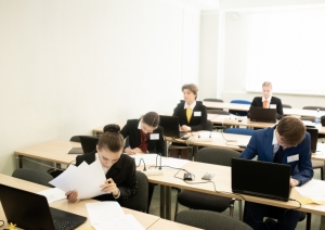 SkillsLatvia 2020 pusfināls prasmju konkursā "Viesu uzņemšana"